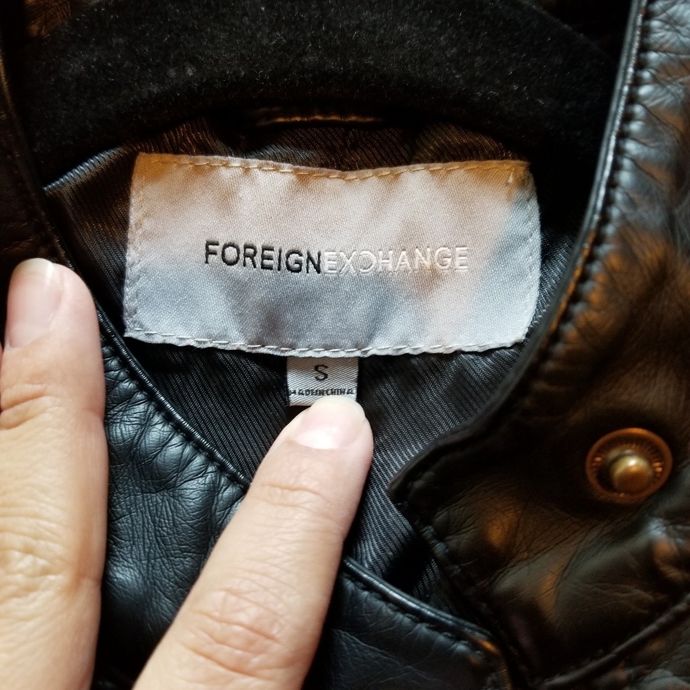 Jacket - Picture 3 of 6